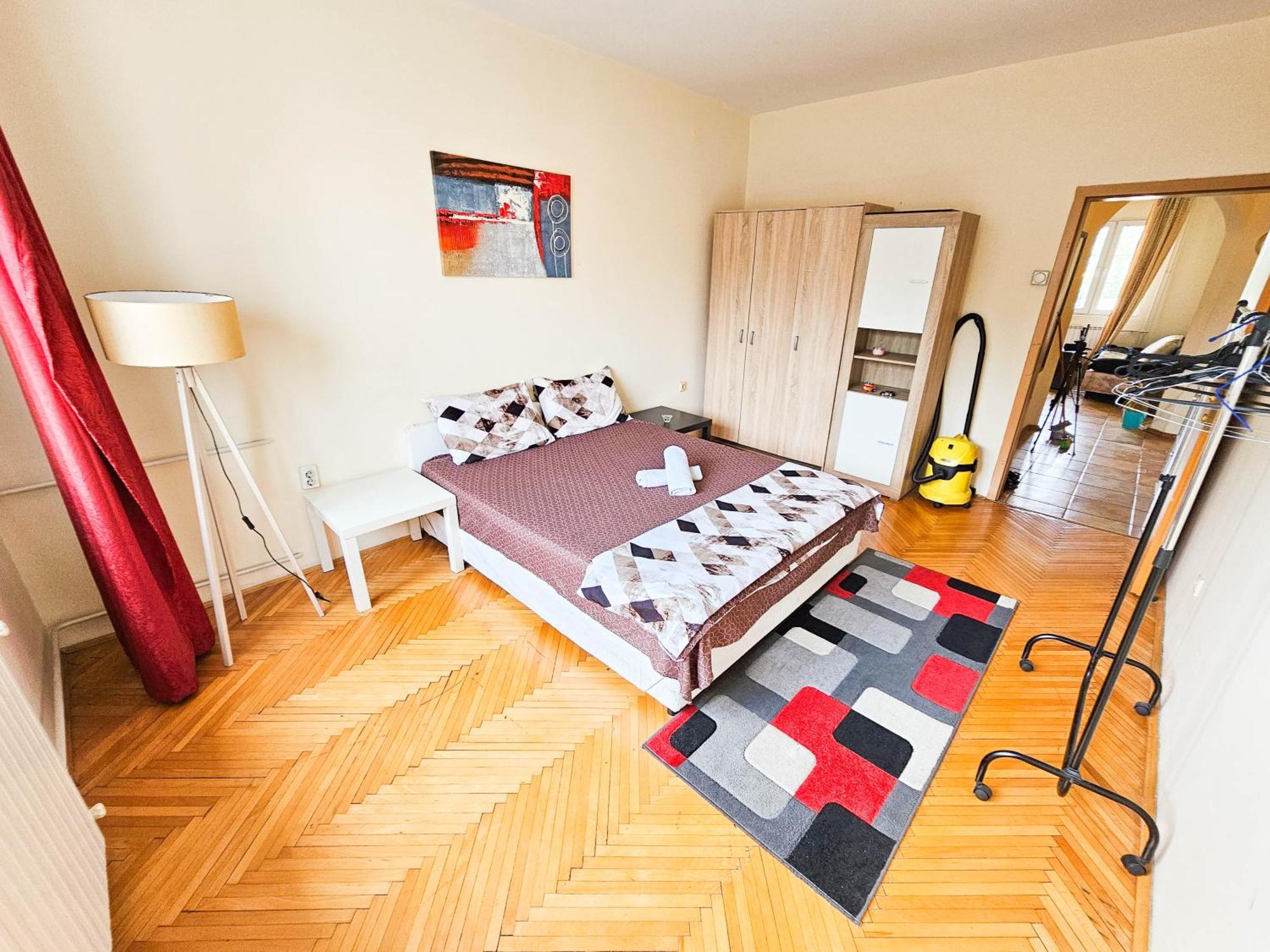 Fantazy Apartment Main Square Skopje Buitenkant foto