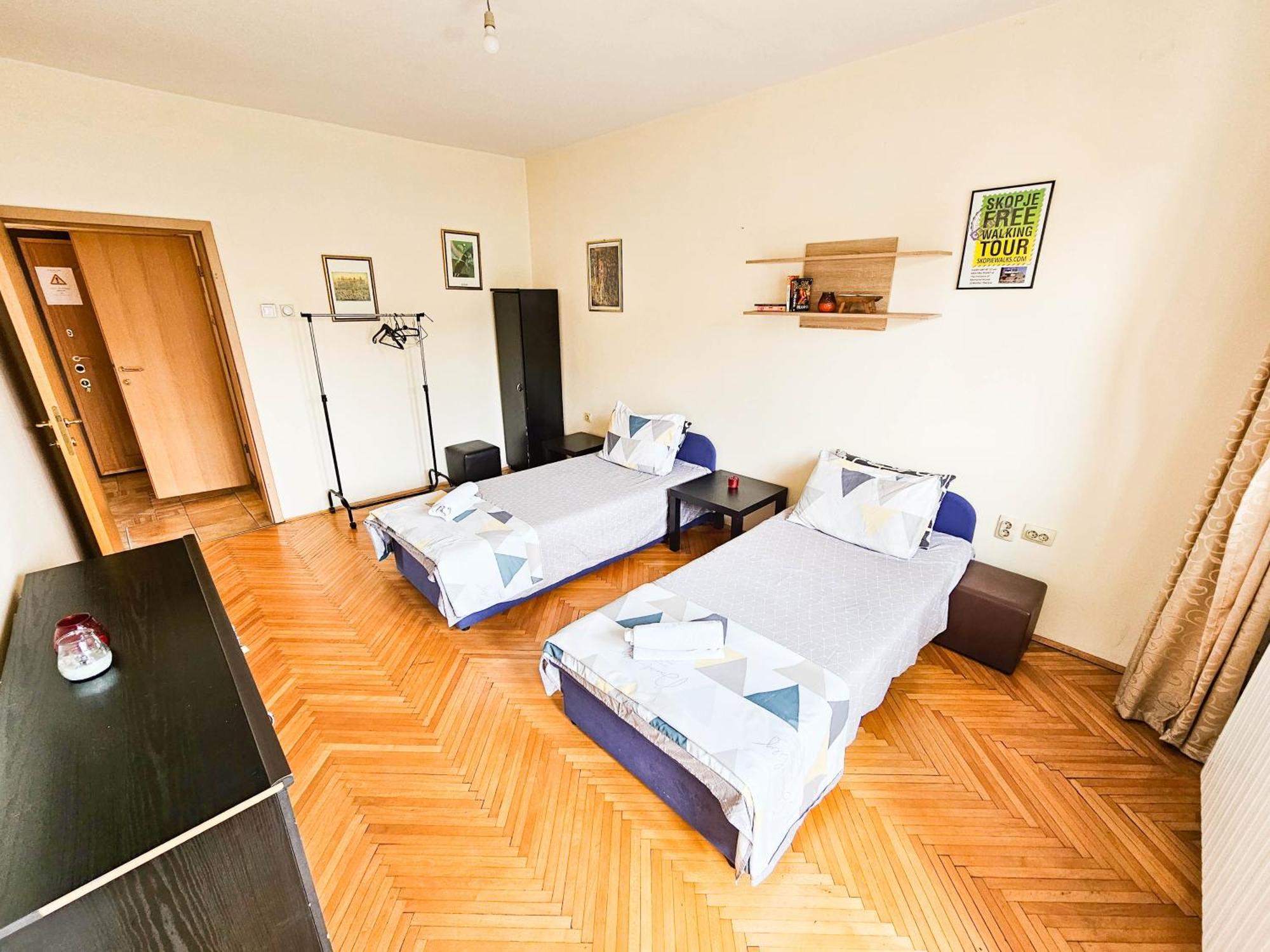 Fantazy Apartment Main Square Skopje Buitenkant foto