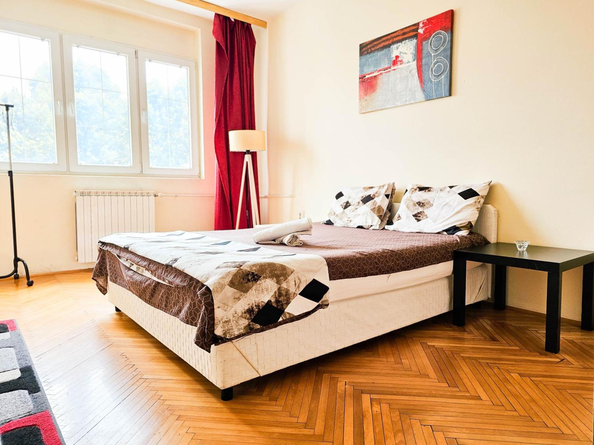 Fantazy Apartment Main Square Skopje Buitenkant foto