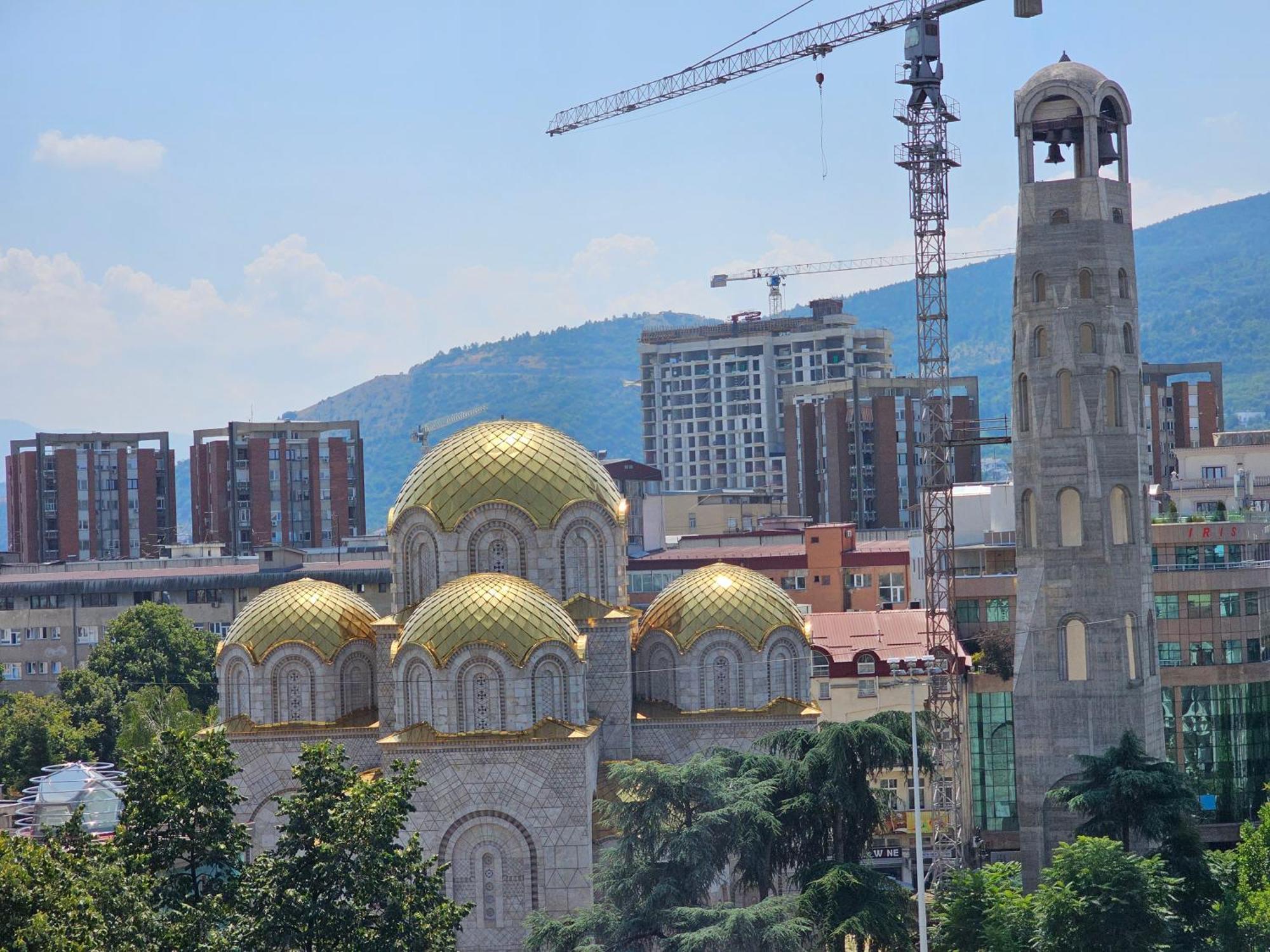 Fantazy Apartment Main Square Skopje Buitenkant foto